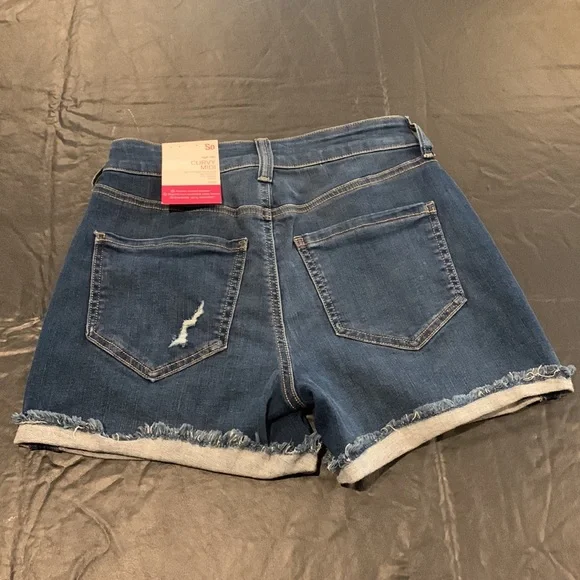 NWT SO high rise curvy midi shorts size 1 - Picture 2 of 4